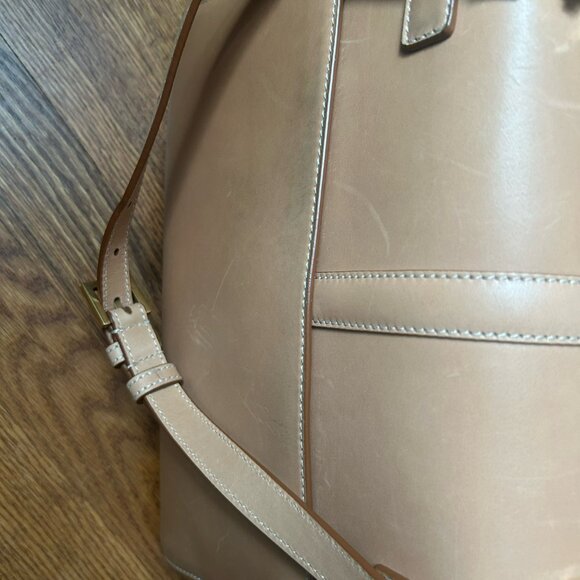 Saint Laurent Fermoir Smooth Calf Leather Handbag - Picture 6 of 12